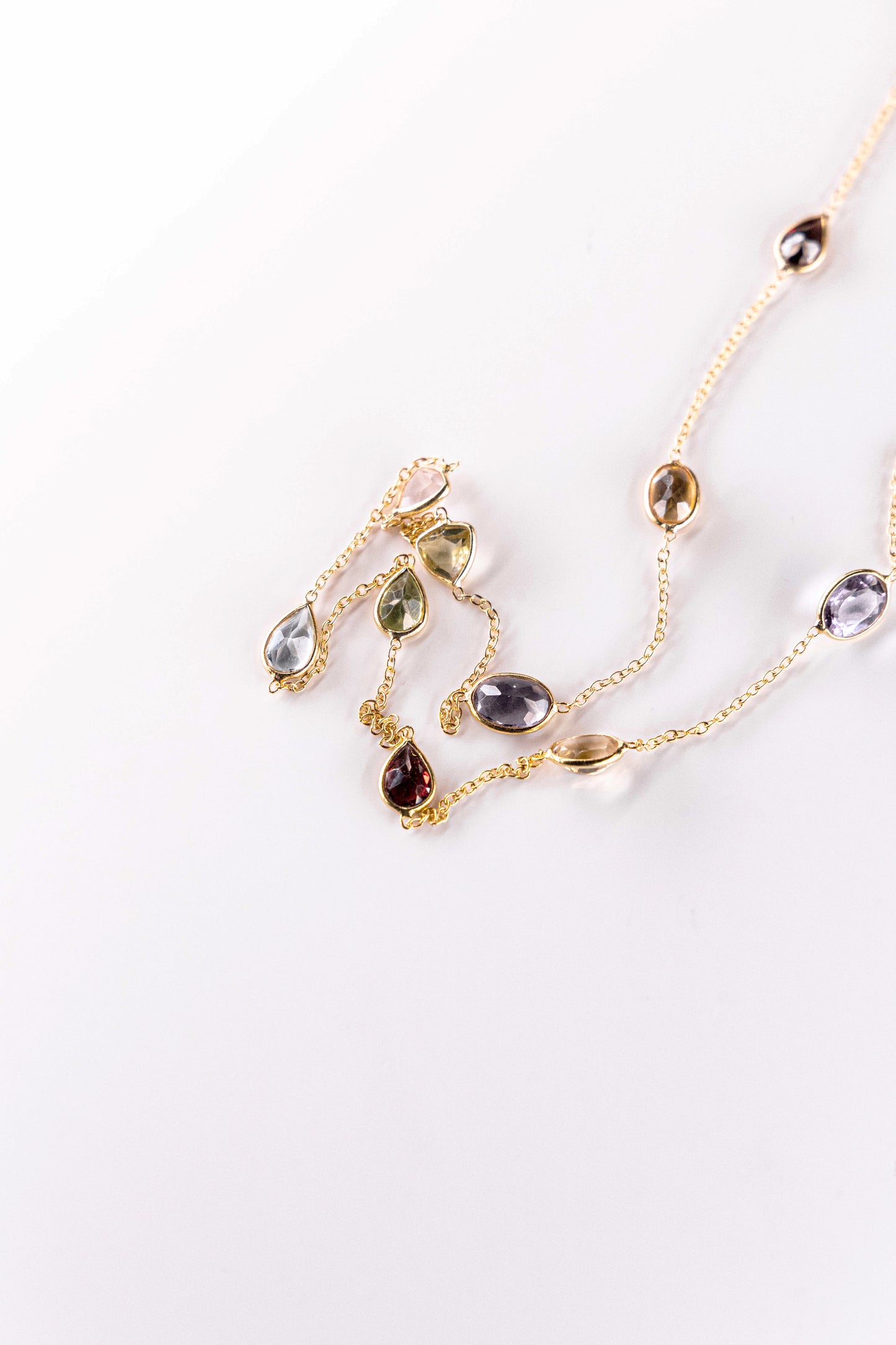 QAMAR Necklace